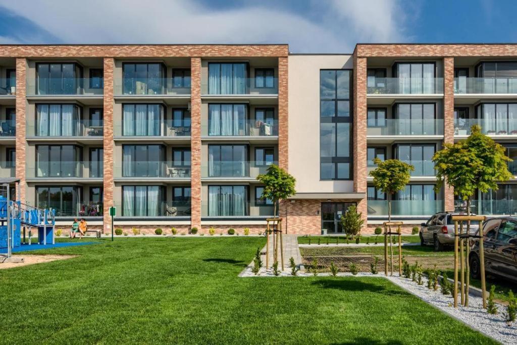 Apartamenty Bursztynowe W Kolobrzegu Sun&Relax Экстерьер фото